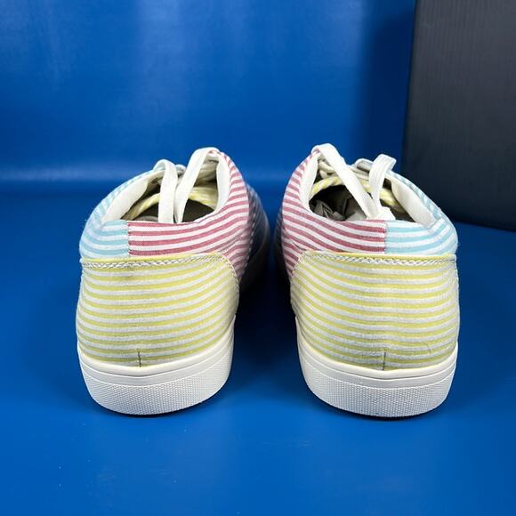 Club Room Lance Lace up Sneaker Stripe Color Blocked - 10 - New in box - Picture 4 of 8